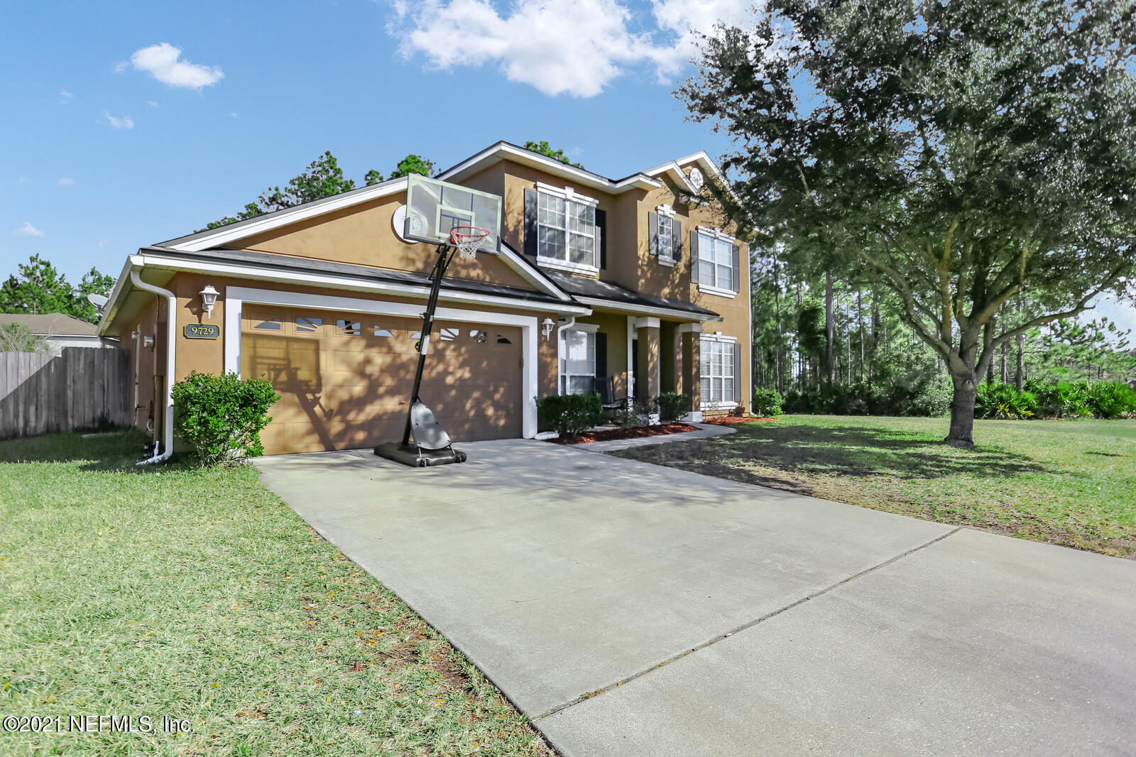 9729 Woodstone Drive listing photo